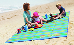 Camco Striped Mat
