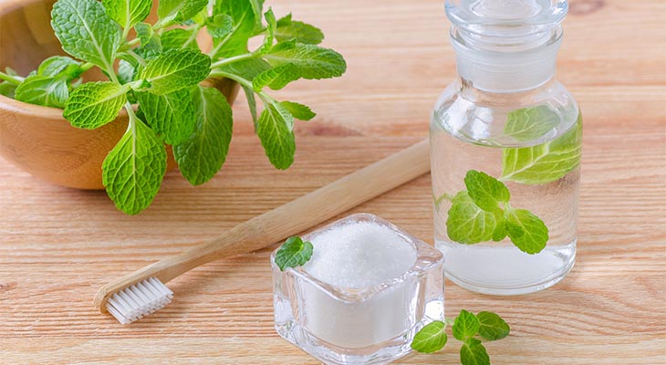 best natural toothpaste for sensitive teeth
