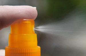 sunscreen-spray
