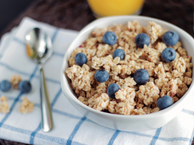 oatmeal with blueberries