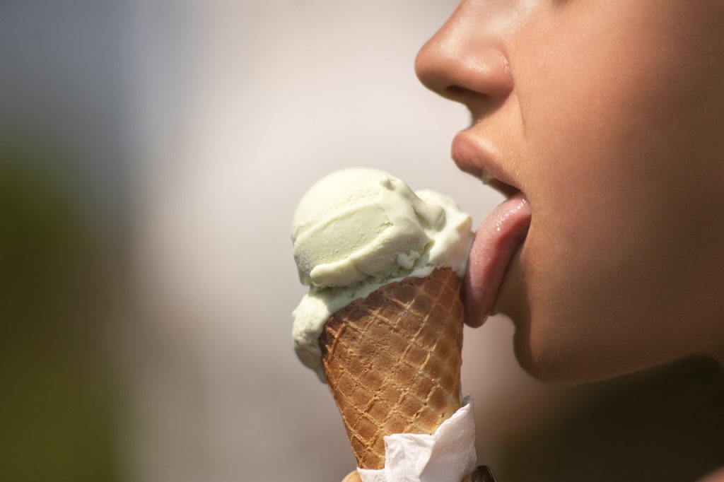 6 foods that make you taste sweeter instantly